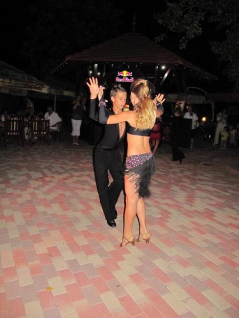 Kerti Parti a Three Rivers Pub-ban és az augusztus 20-i fellépések