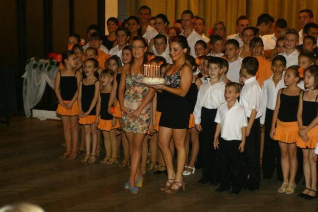 Fergeteges hangulat a Kner TSE Táncgálán