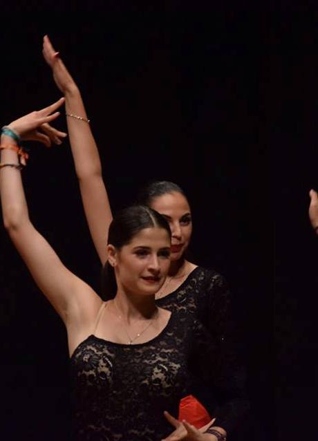 Szentesi Anett Flóra